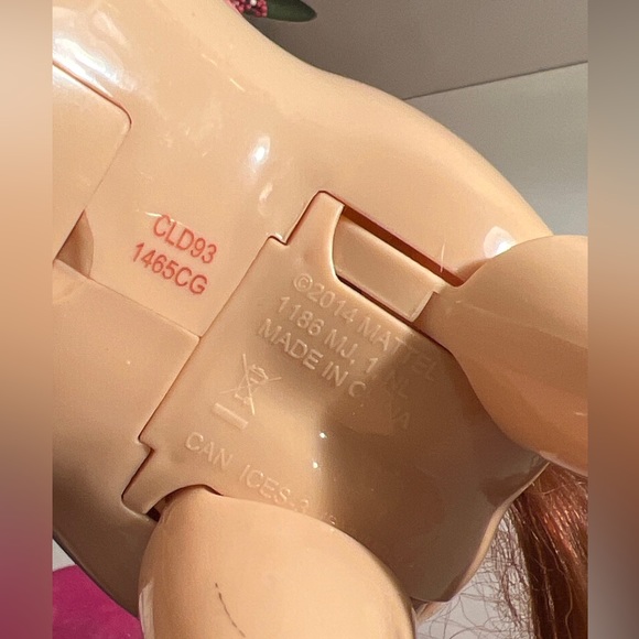 A Lot Of 2 Barbie Items 2014 mattel battery operated  horse 2013 Barbie Pink Car - Picture 5 of 15